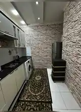 2-комн. квартира, 5 этаж, 60м², шохмансур улица Айни 64/1-10