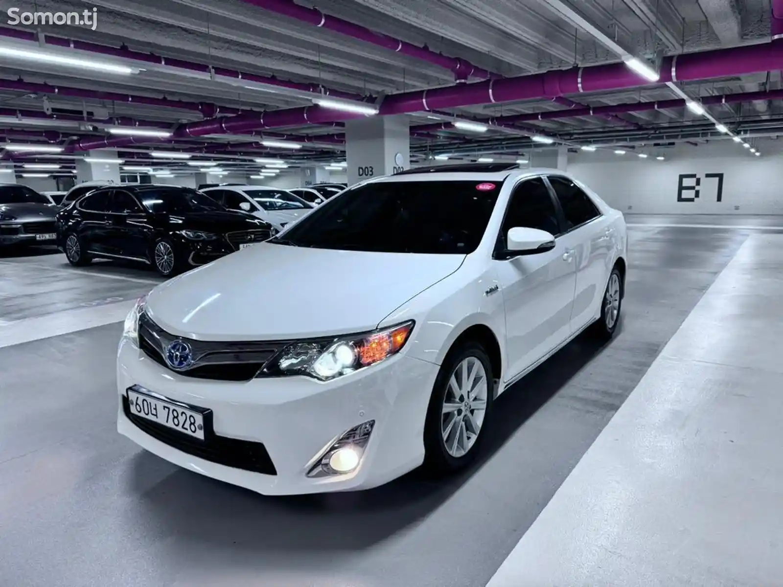 Toyota Camry, 2015-10