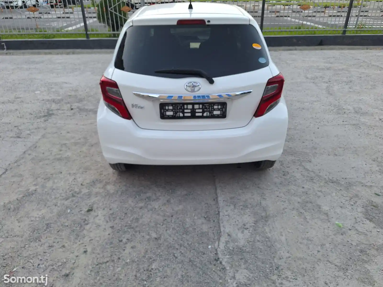 Toyota Vitz, 2015-5