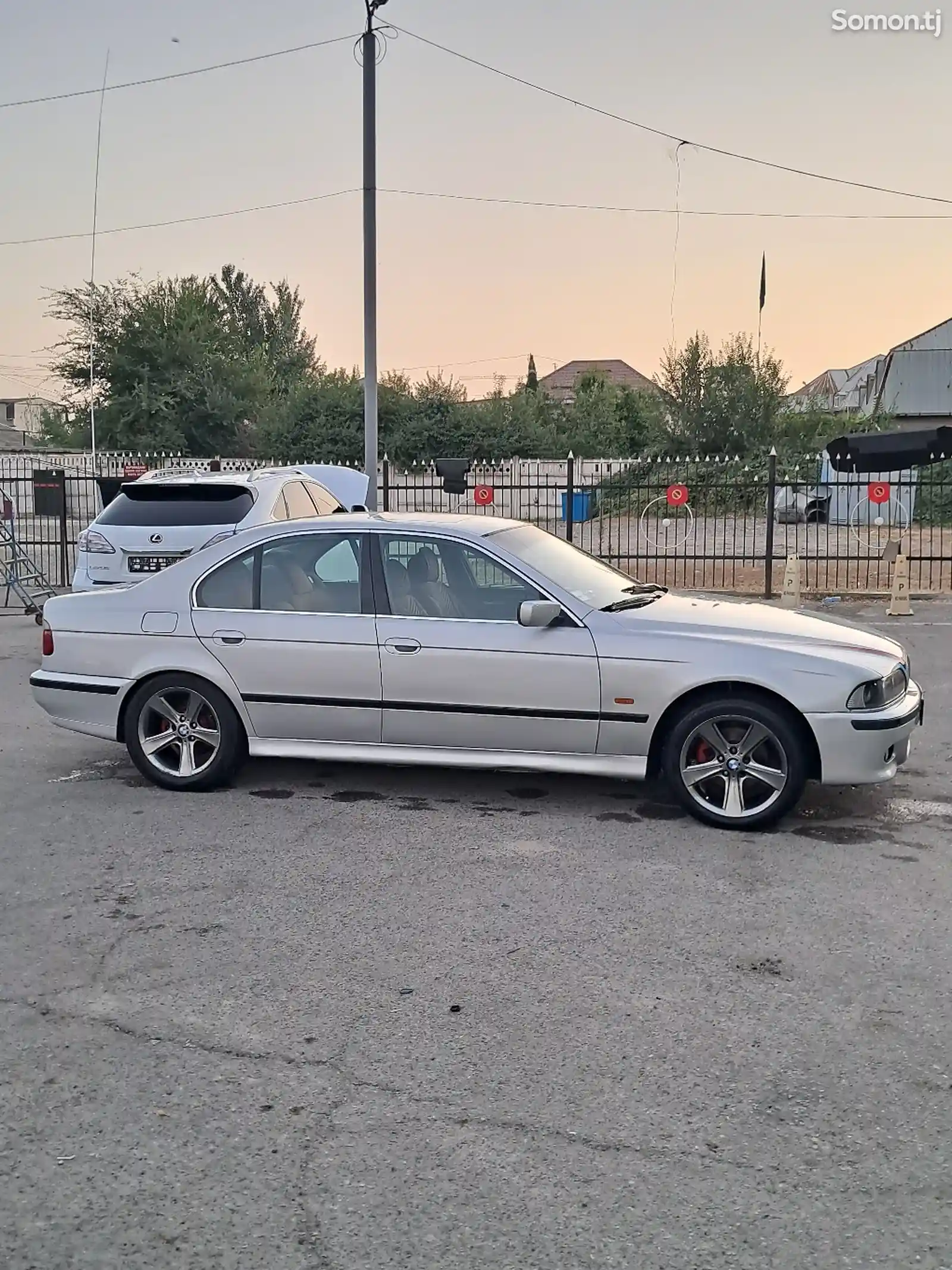 BMW M5, 1998-5