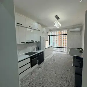 3-комн. квартира, 11 этаж, 120м², Н.Сомони