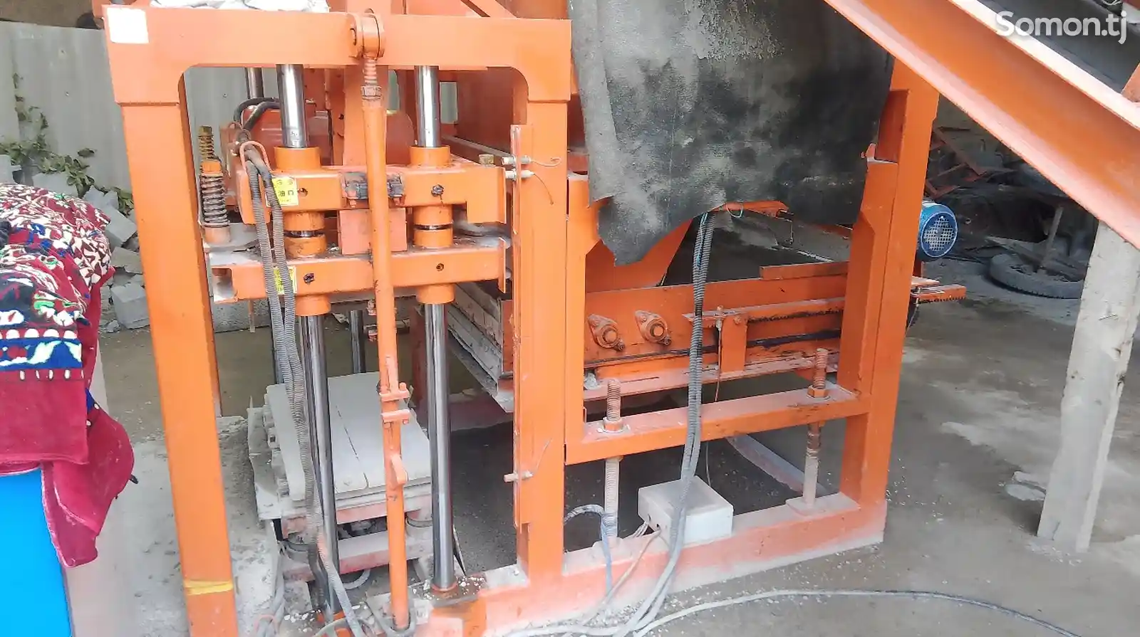 Оборудование для производства цементблока автомат-2