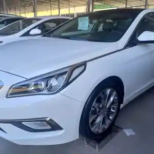 Hyundai Sonata, 2015