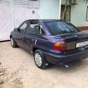 Opel Astra F, 1995