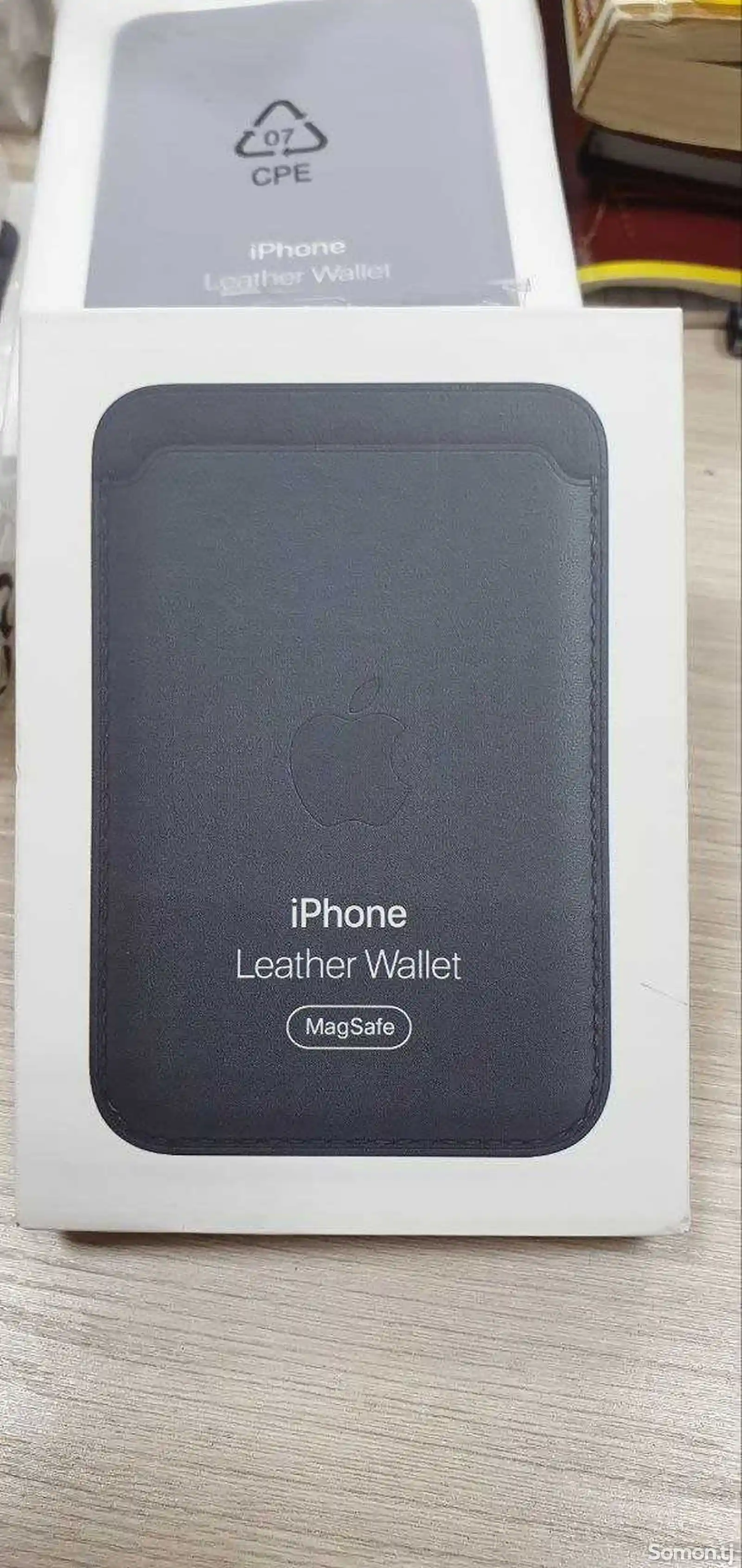 Кожаный чехол-бумажник для iphone-1