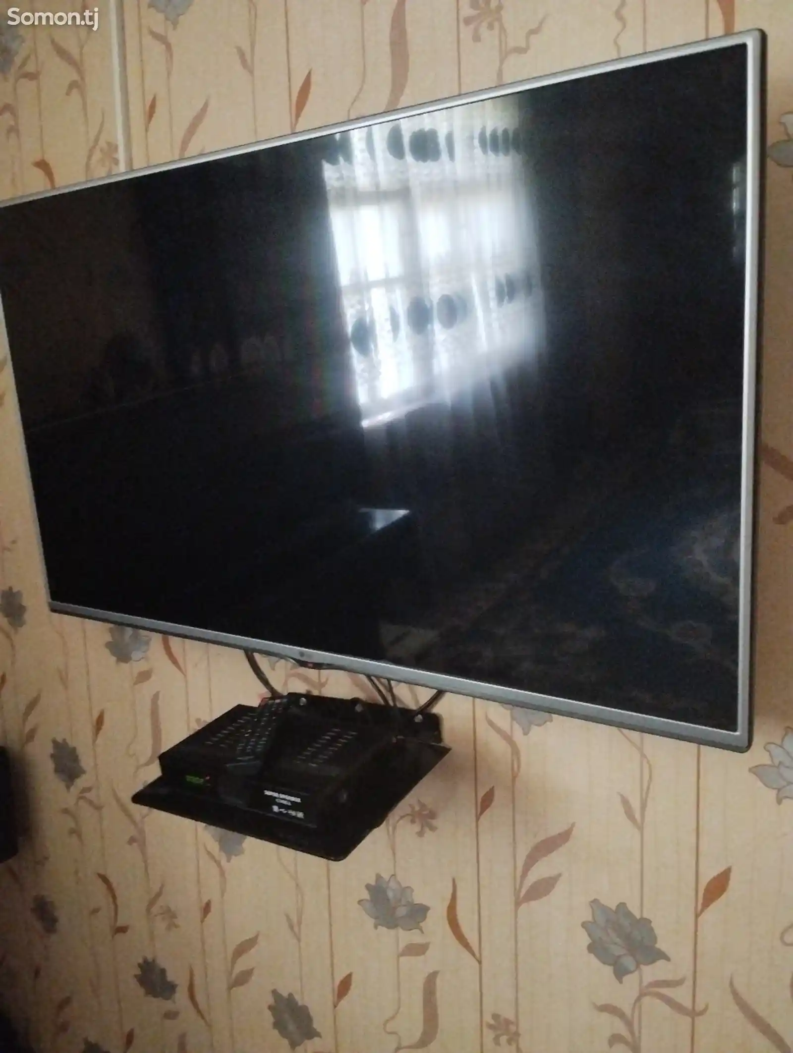 Плазменный телевизор LG-1