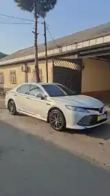 Toyota Camry, 2018-6