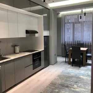 2-комн. квартира, 11 этаж, 64м², Центр, Домпечать, рест. Искандер