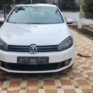 Volkswagen Golf, 2010