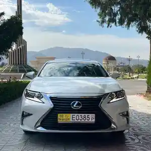 Lexus ES series, 2016