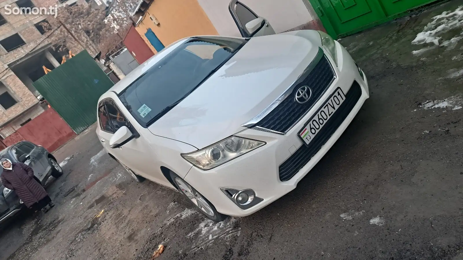 Toyota Camry, 2013-1