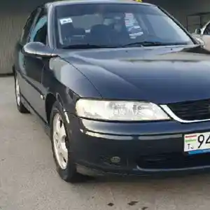 Лобовой Opel Vectra В