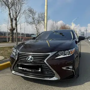 Lexus ES series, 2018