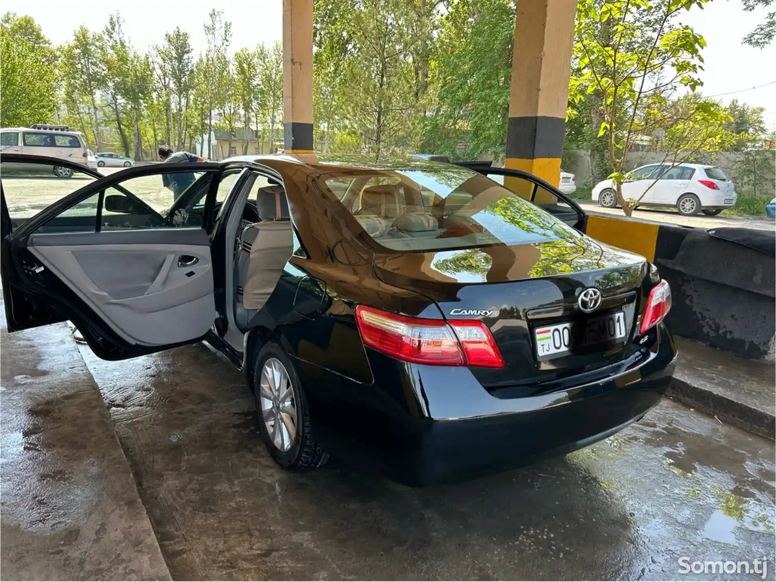 Toyota Camry, 2009-15