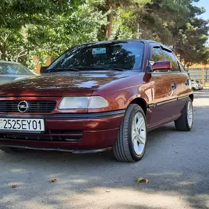 Opel Astra F, 1995