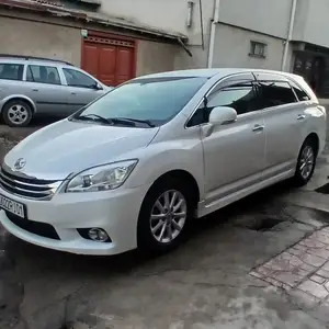 Toyota Mark X ZiO, 2010