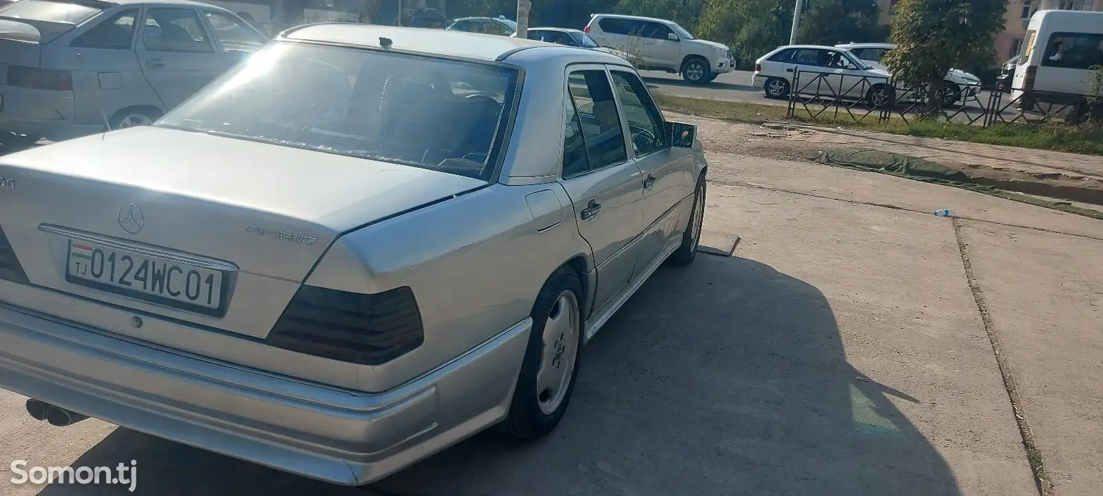 Mercedes-Benz W124, 1995-6