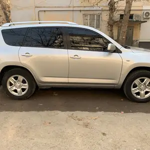 Toyota RAV 4, 2007