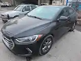 Hyundai Elantra, 2017-3