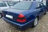 Mercedes-Benz C class, 2000-4