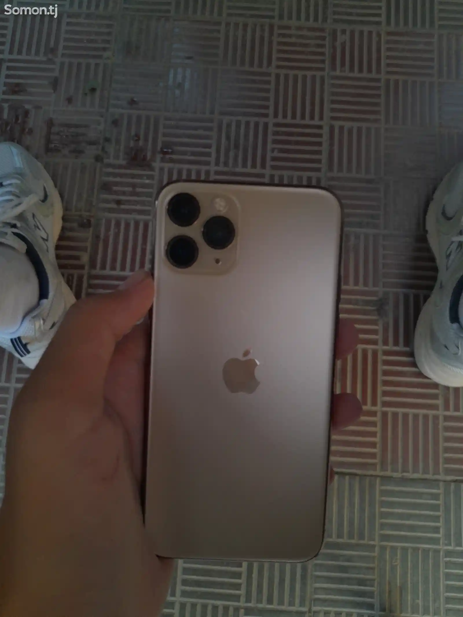 Apple iPhone 11 Pro, 256 gb, Gold-1