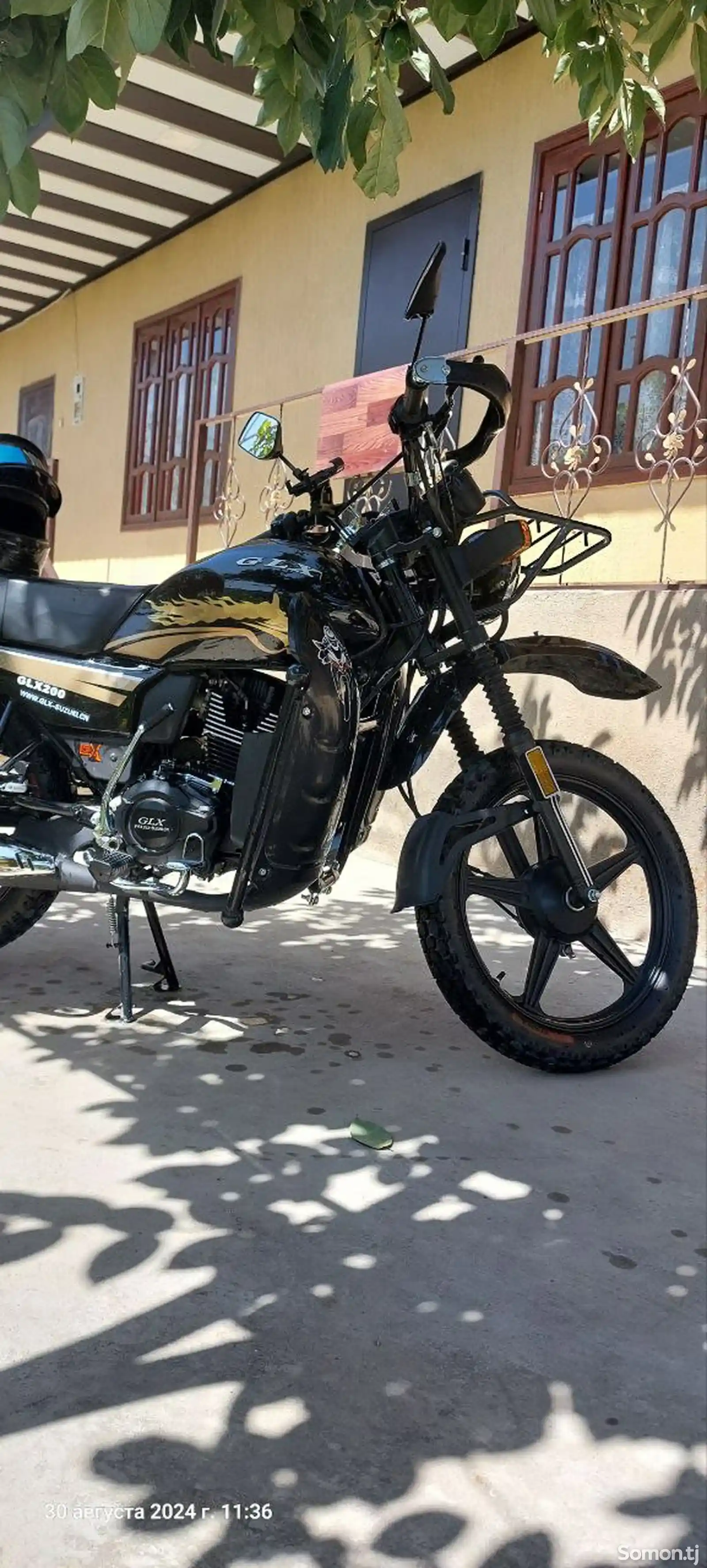 Мотоцикл Suzuki GLX 200-7