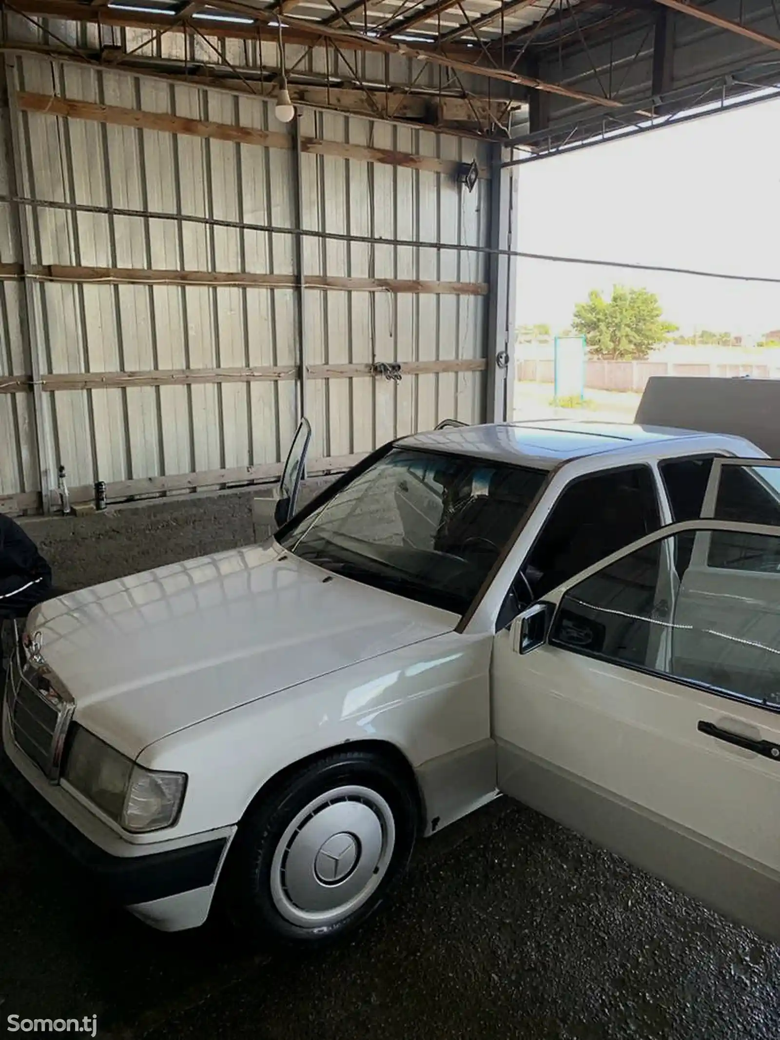 Mercedes-Benz W201, 1991-2