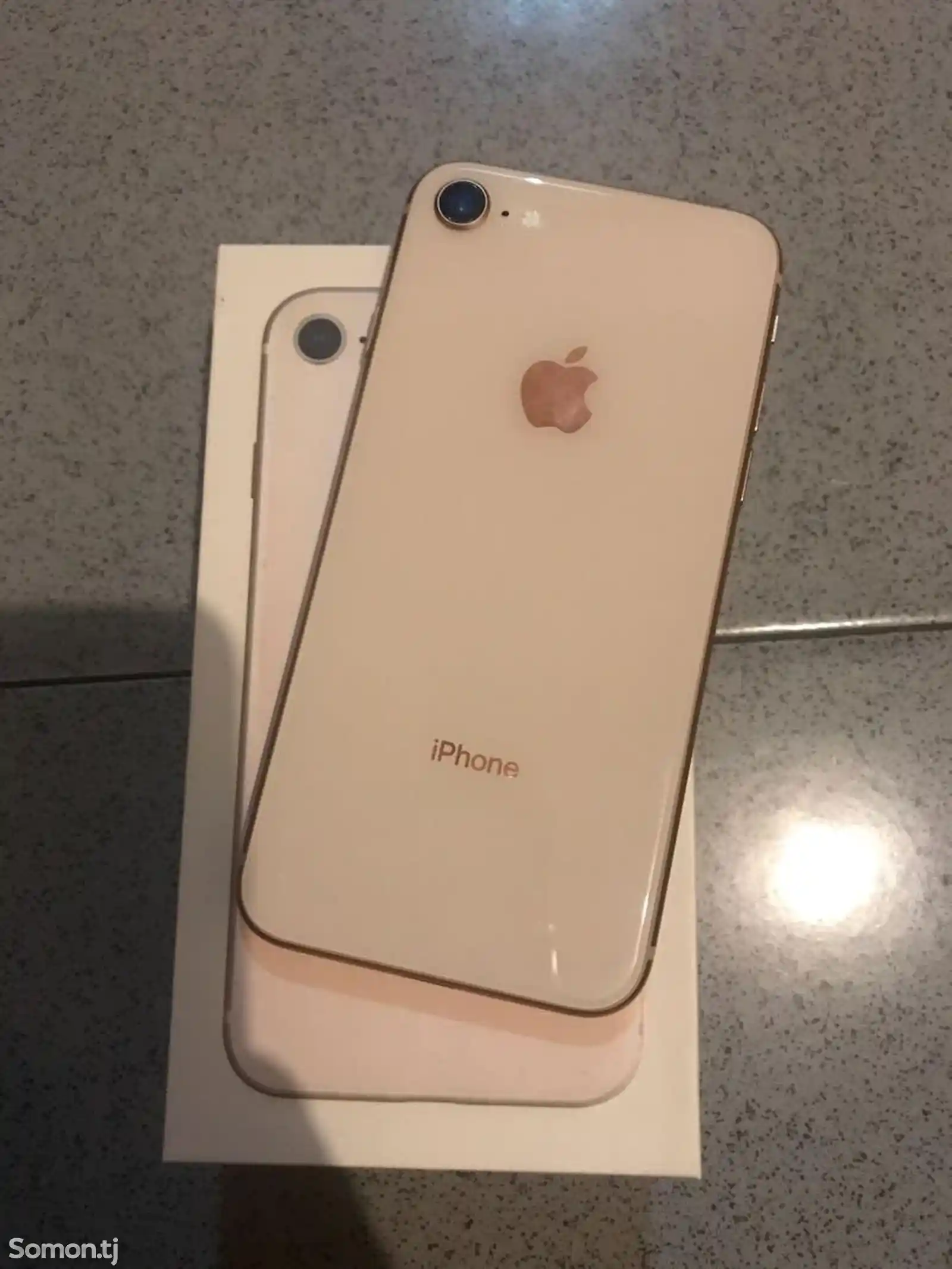 Apple iPhone 8, 256 gb, Gold-1