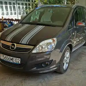 Opel Zafira, 2008