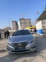 Hyundai Sonata, 2015-5