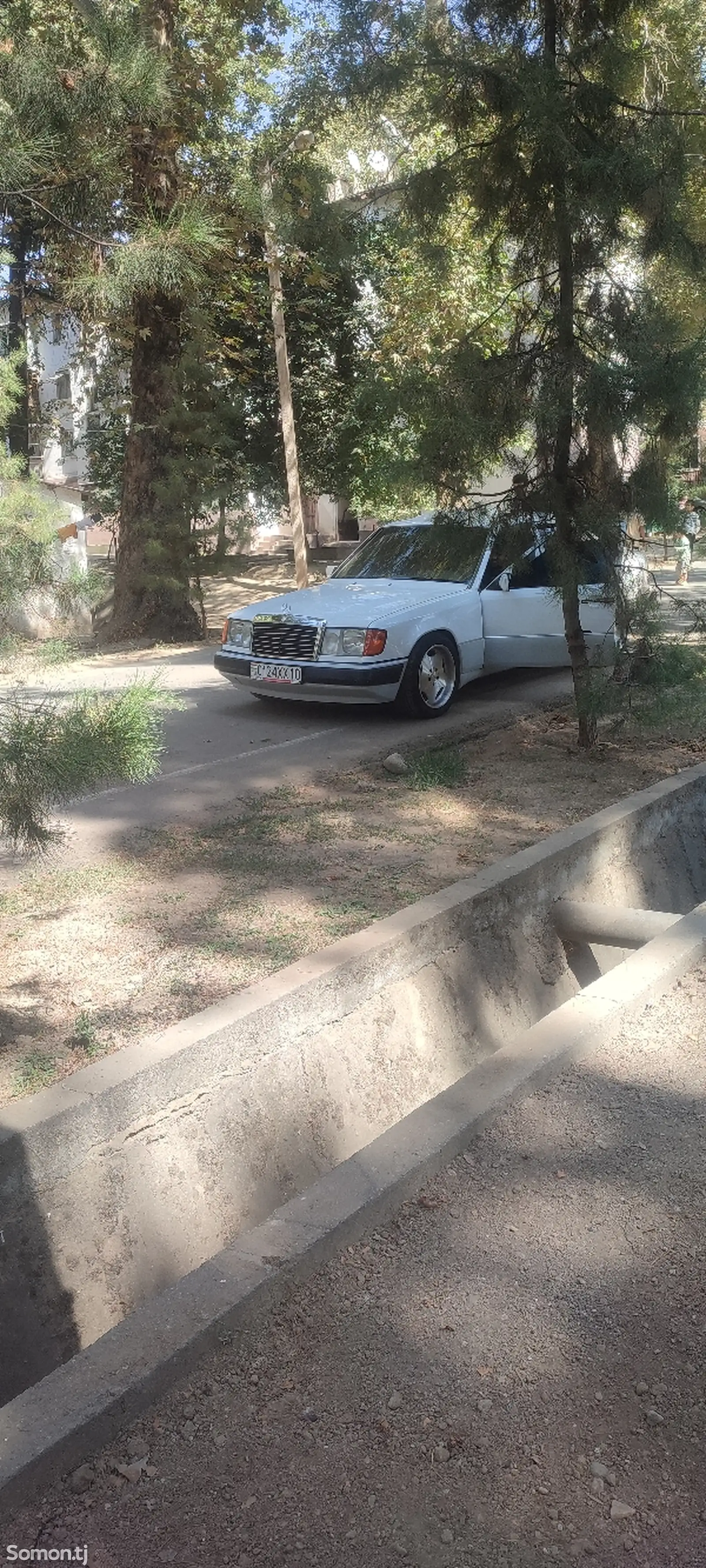 Mercedes-Benz W124, 1992-4