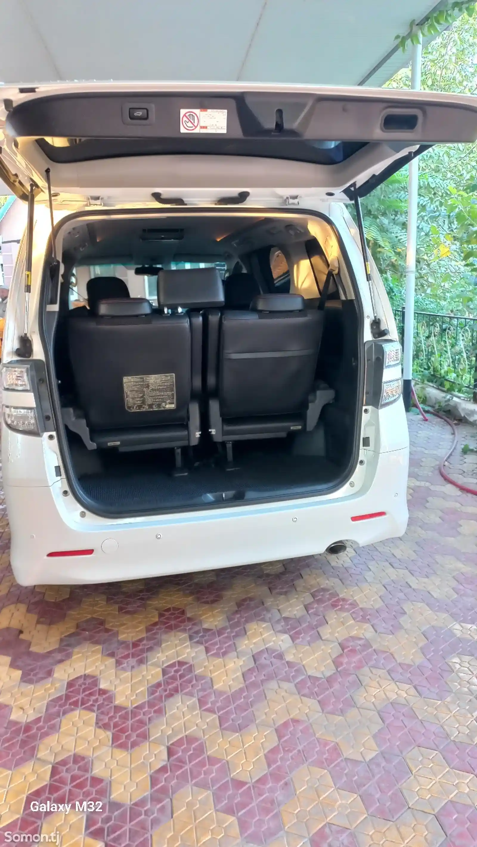 Toyota Vellfire, 2014-16