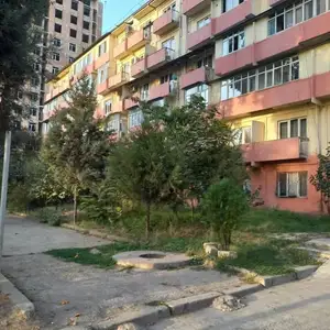 4-комн. квартира, 3 этаж, 120 м², Фирдавси