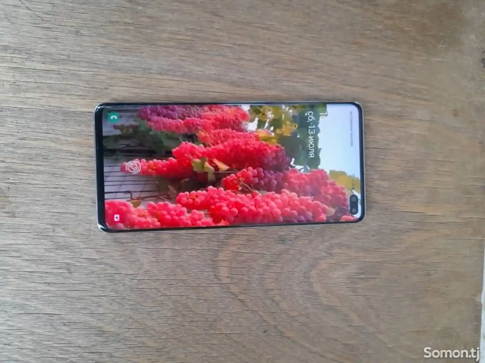 Samsung Galaxy S10+-3