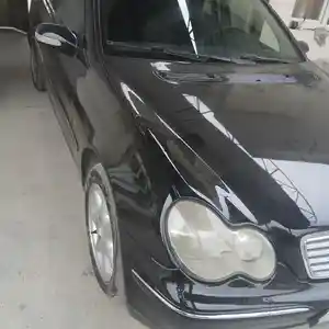 Mercedes-Benz C class, 2001