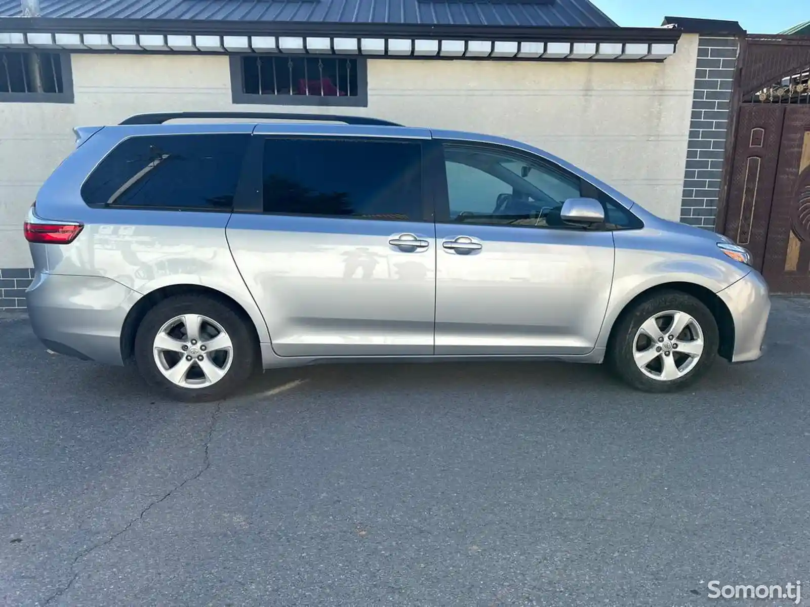 Toyota Sienna, 2015-3