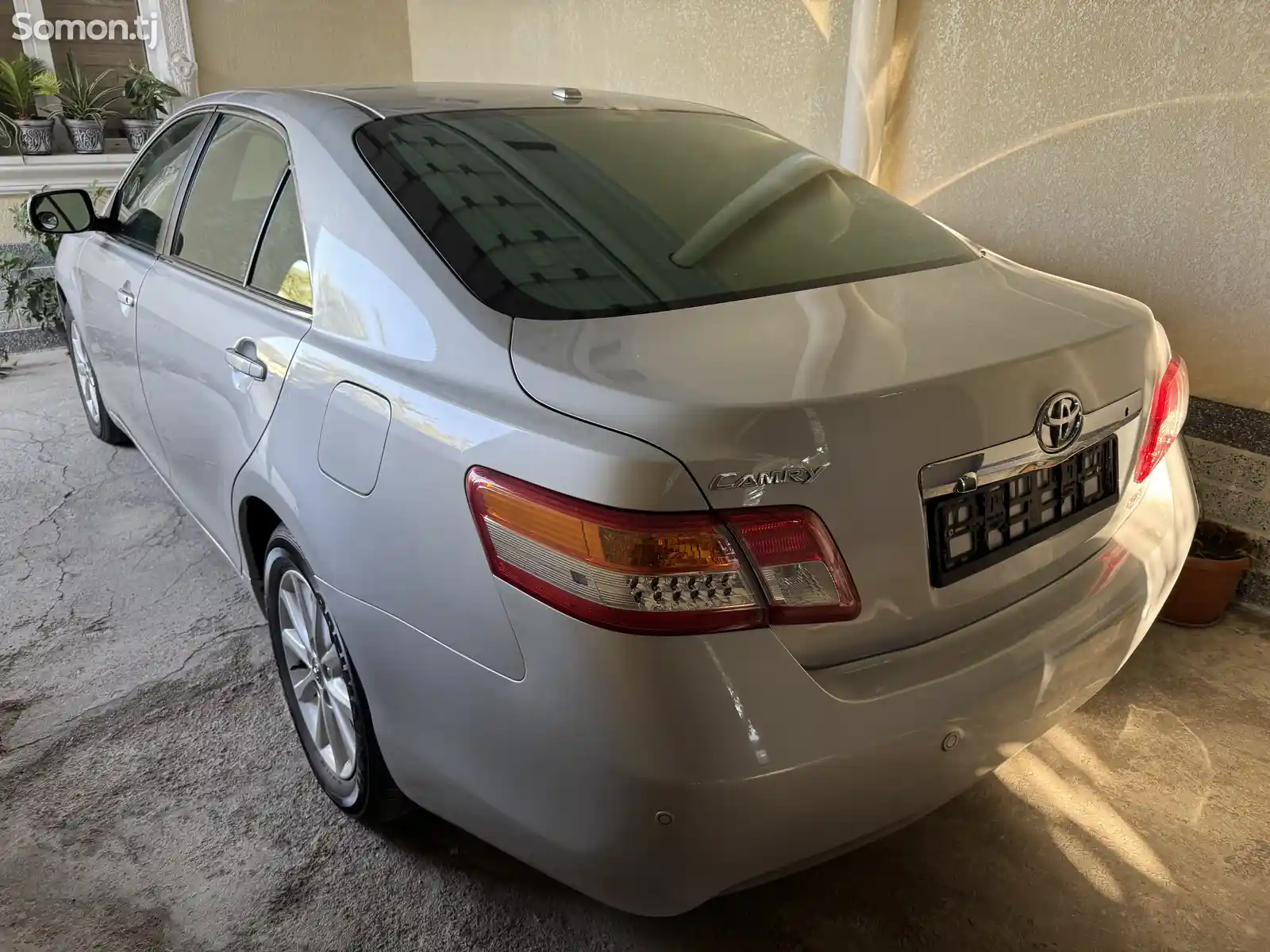 Toyota Camry, 2010-1