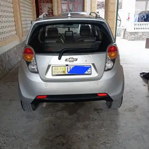 Chevrolet Spark, 2011