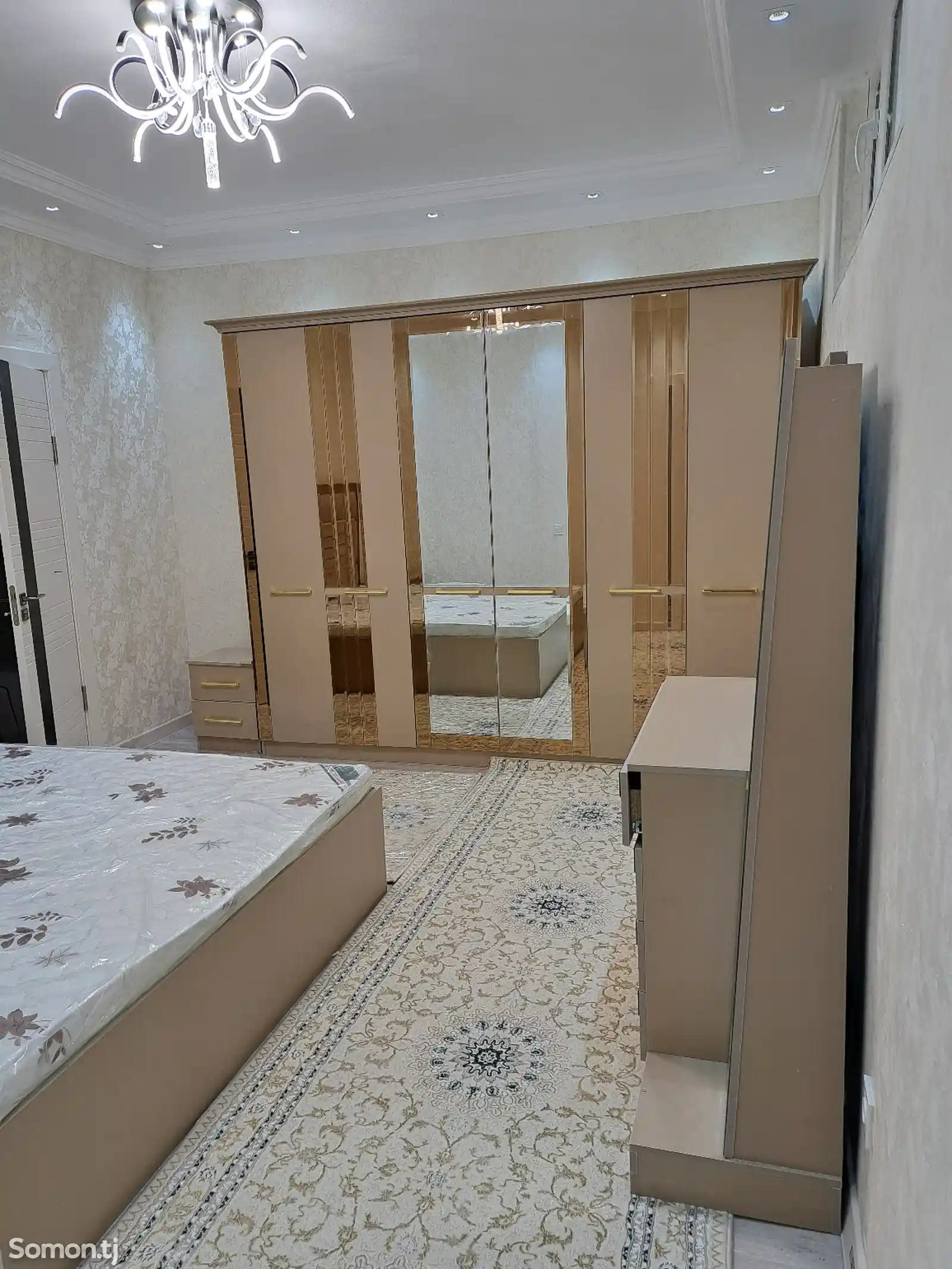 3-комн. квартира, 14 этаж, 110м², кучаи Ёкут,  Прократураи рохи Охан-13