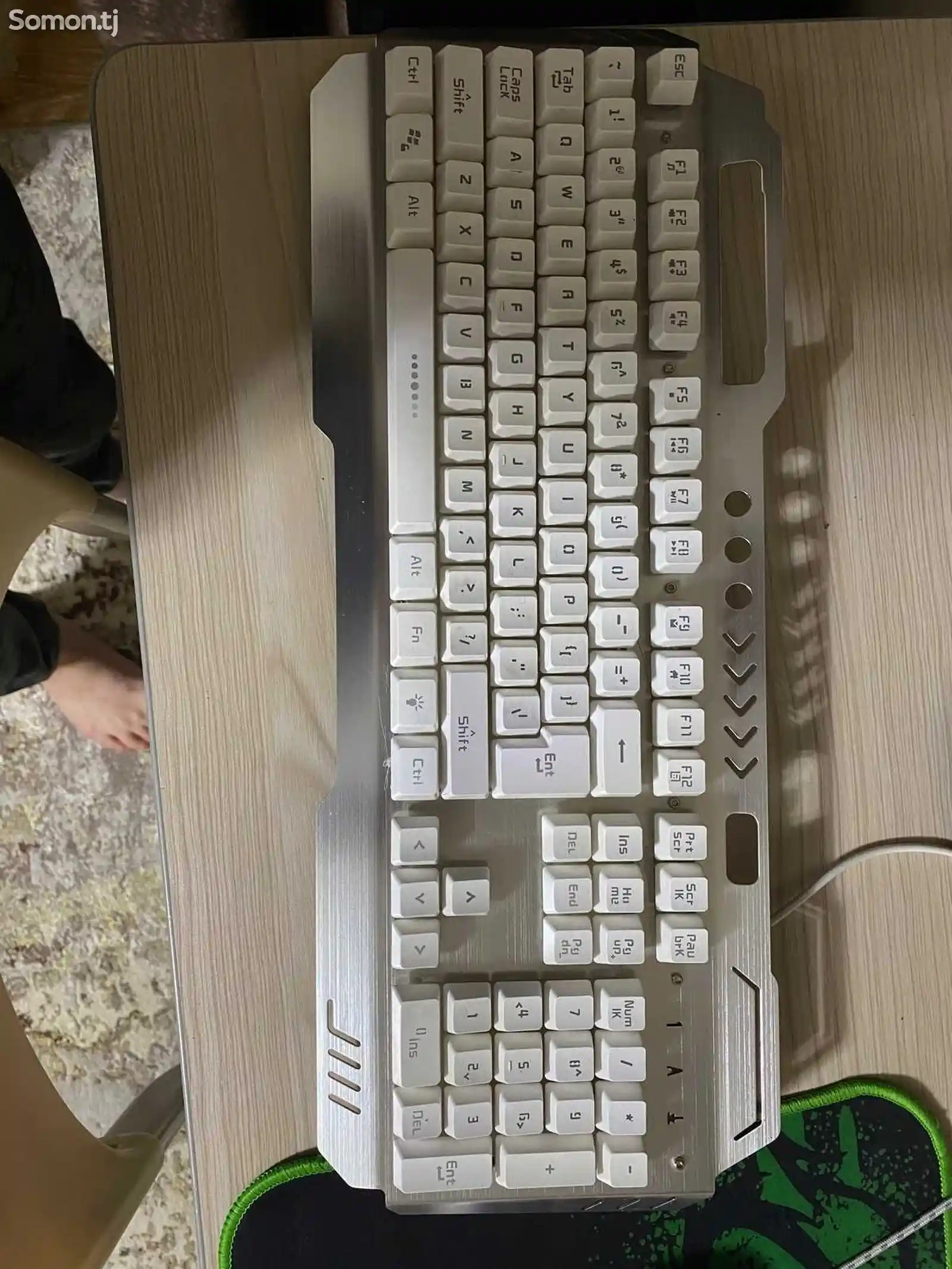 Механическая клавиатура-1