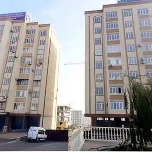 2-комн. квартира, Цокольный этаж, 61 м², 18 мкр