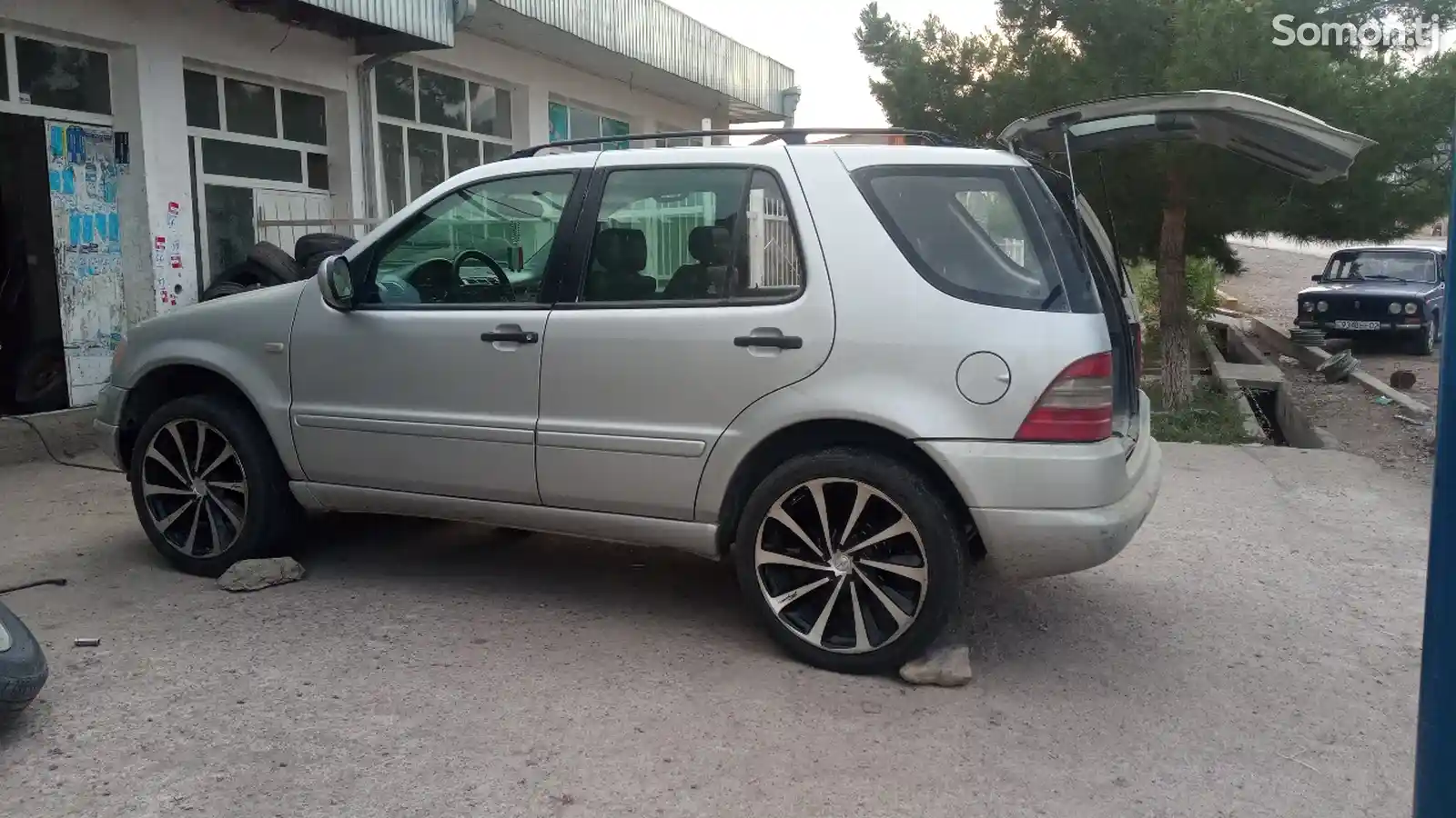 Mercedes-Benz ML class, 1999-8