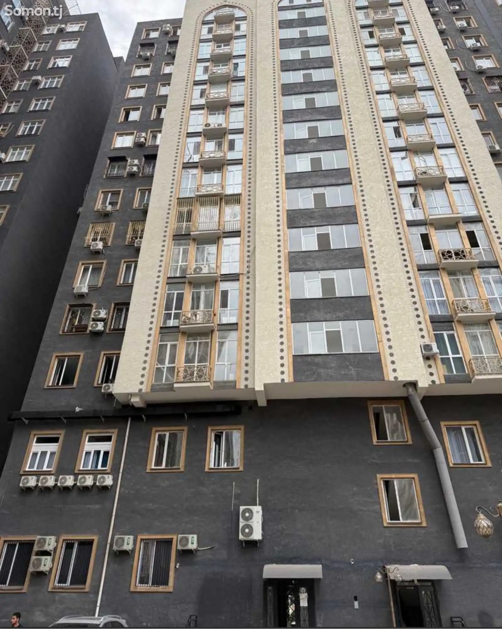 2-комн. квартира, 13 этаж, 67м², Овир-1