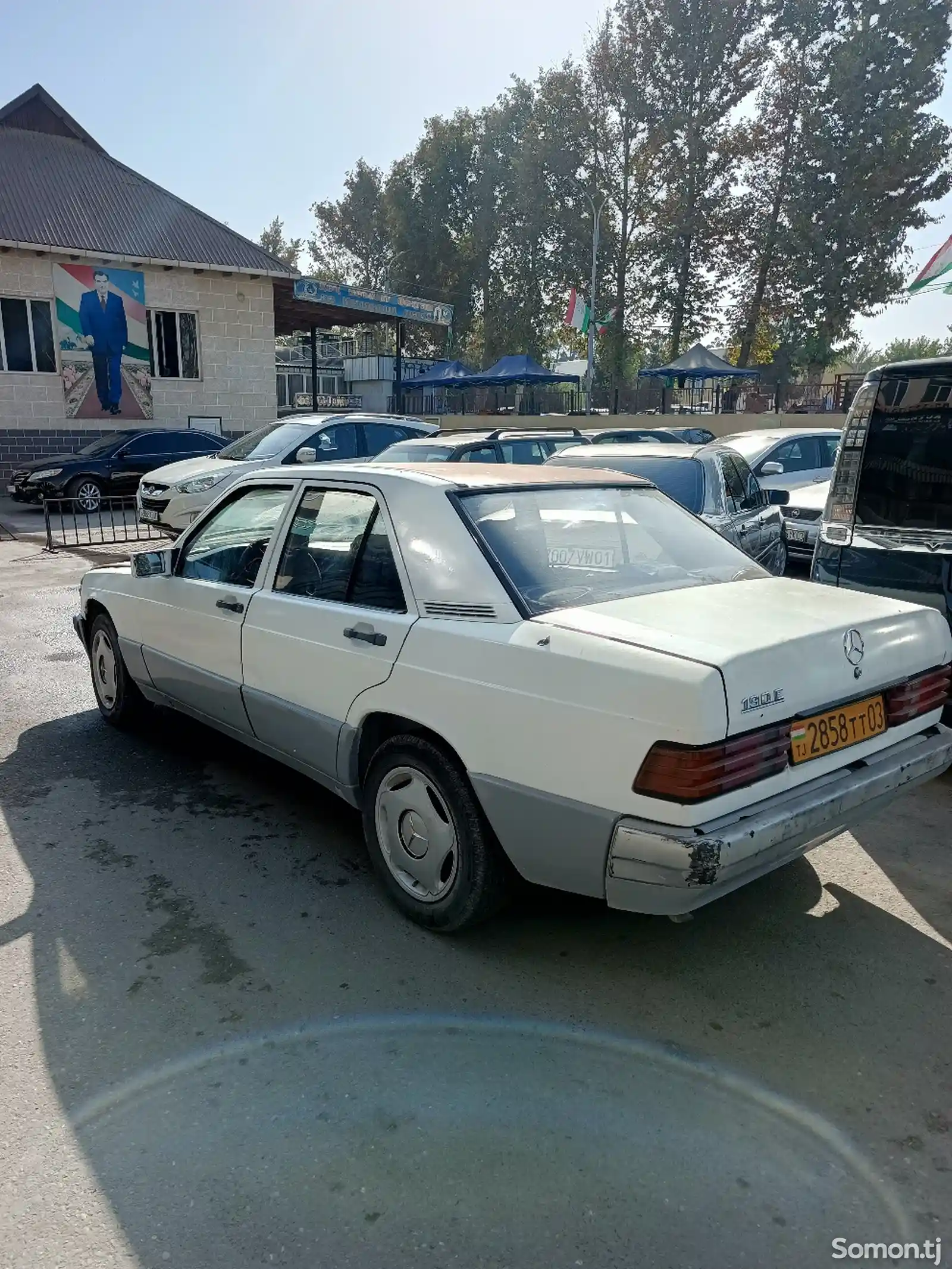 Mercedes-Benz W124, 1990-2