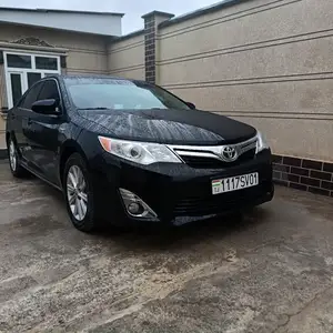 Toyota Camry, 2012