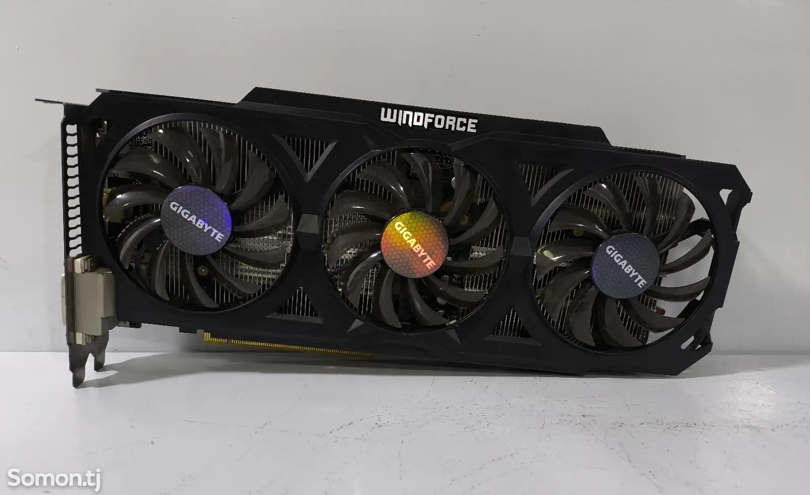 Видеокарта Gigabyte GTX 760 GDDR5 2GB 256 Bit WindForce-1