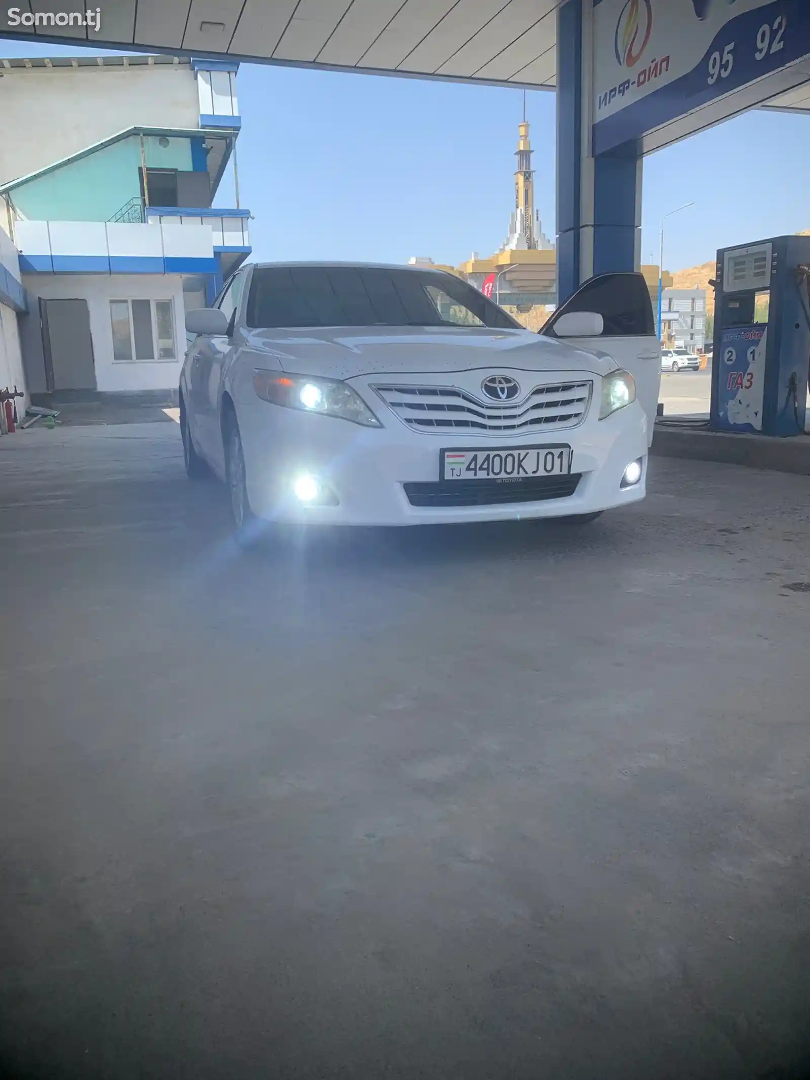 Toyota Camry, 2010-4