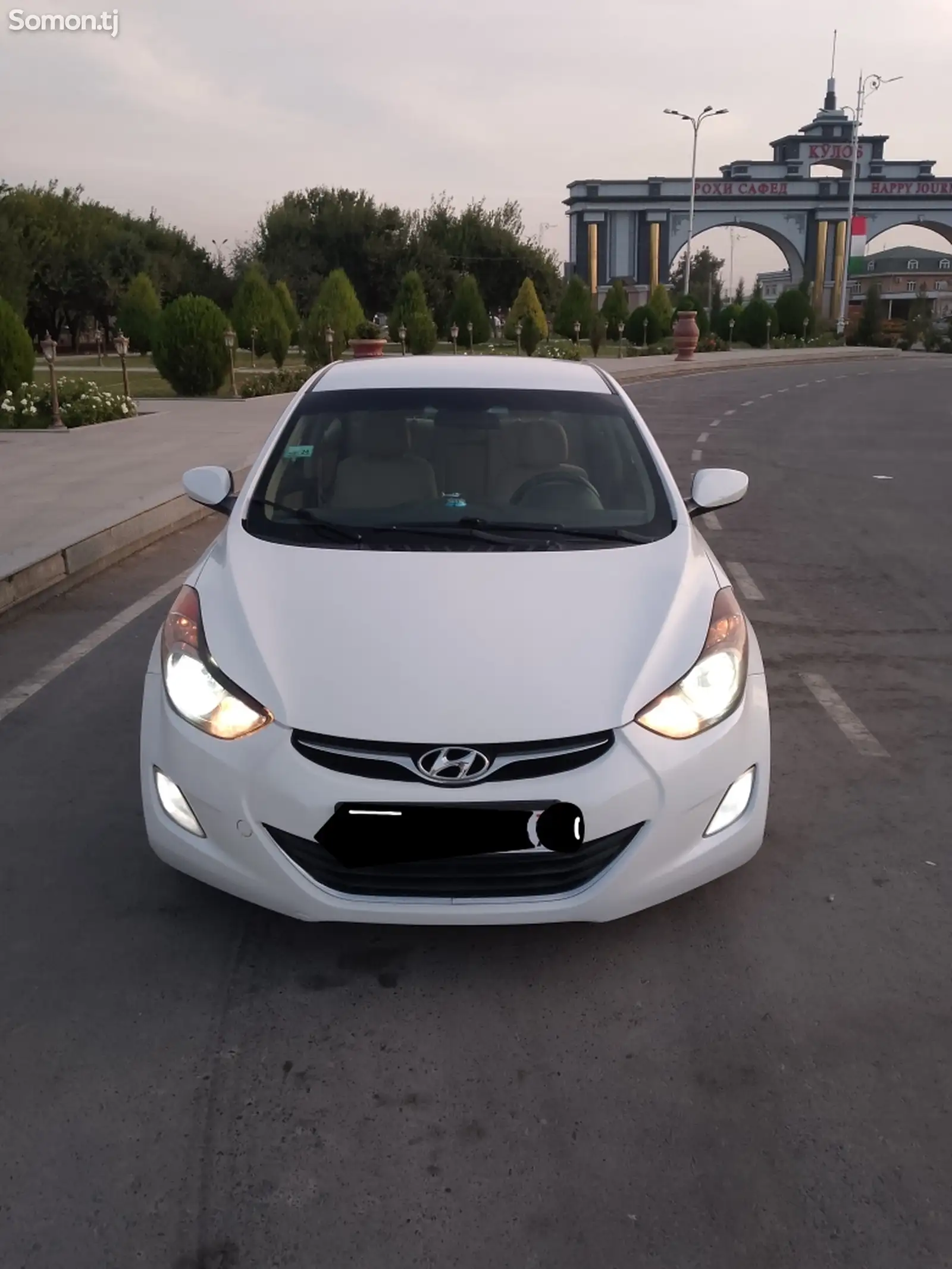 Hyundai Elantra, 2013-1