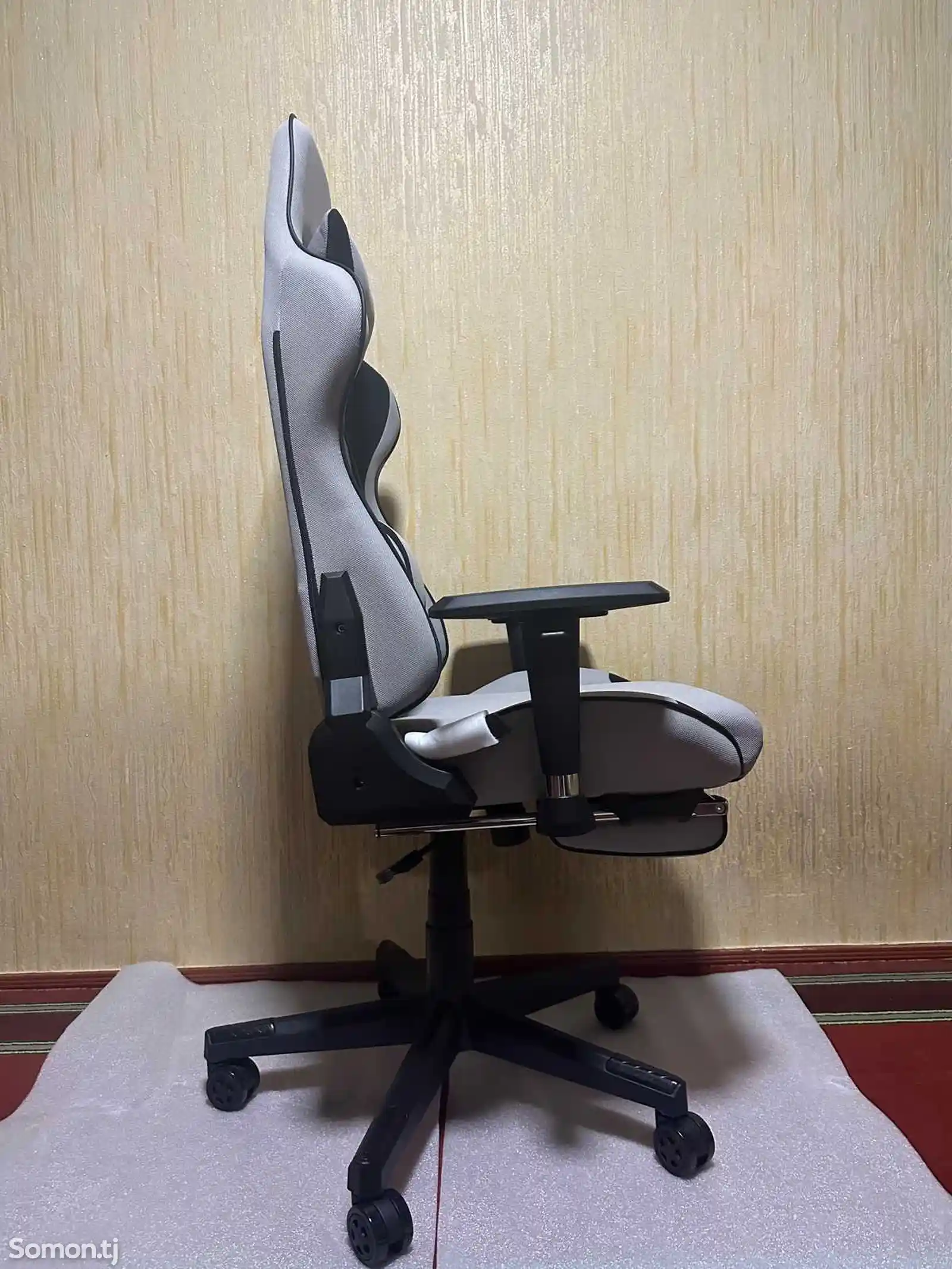 Офисно-игровое кресло-6