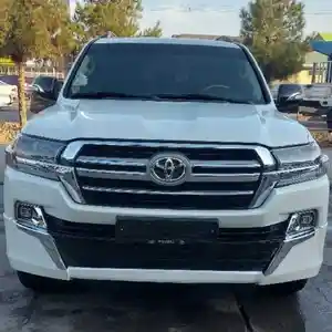 Лобовое стекло от Toyota Land Cruiser 200